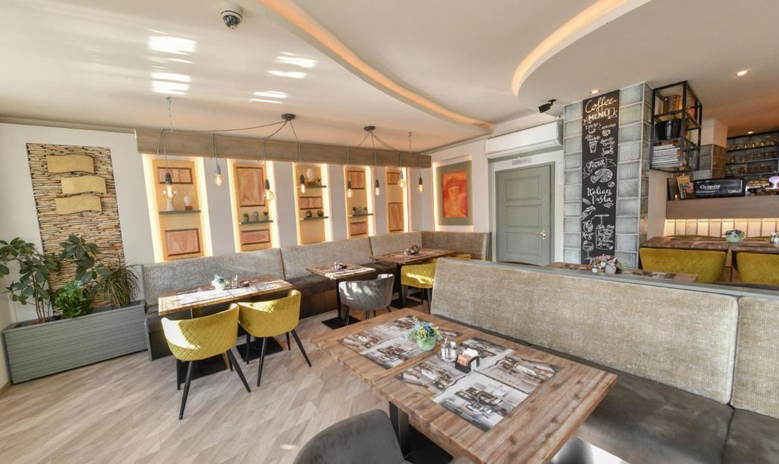 Portre Panzio Hotel Koszeg Ngoại thất bức ảnh
